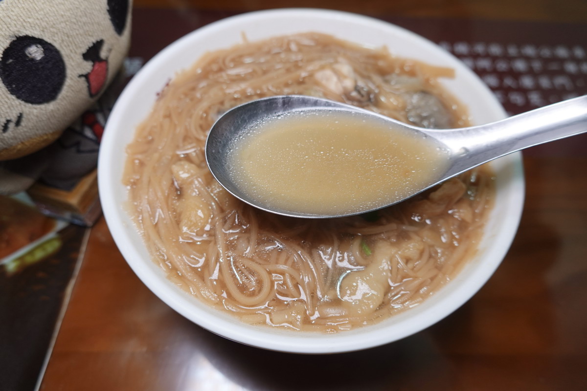 【台北松山站美食】顏加唐 2026:松山麵線名店「東發號」的分支,麵線湯頭不勾芡,傳承阿公的味道,油飯和肉羹不要錯過 7526 【台北松山站美食】顏加唐 2026:松山麵線名店「東發號」的分支,麵線湯頭不勾芡,傳承阿公的味道,油飯和肉羹不要錯過 7526