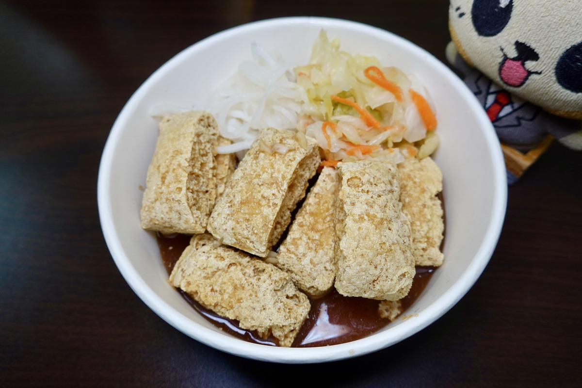 即時熱門文章：【台北公館站美食】師大分部神之臭豆腐本店 2026：外酥內嫩，被網友稱為「神之臭豆腐」的攤車臭豆腐如今有店面，堅持職人精神，臭豆腐控必吃 7531