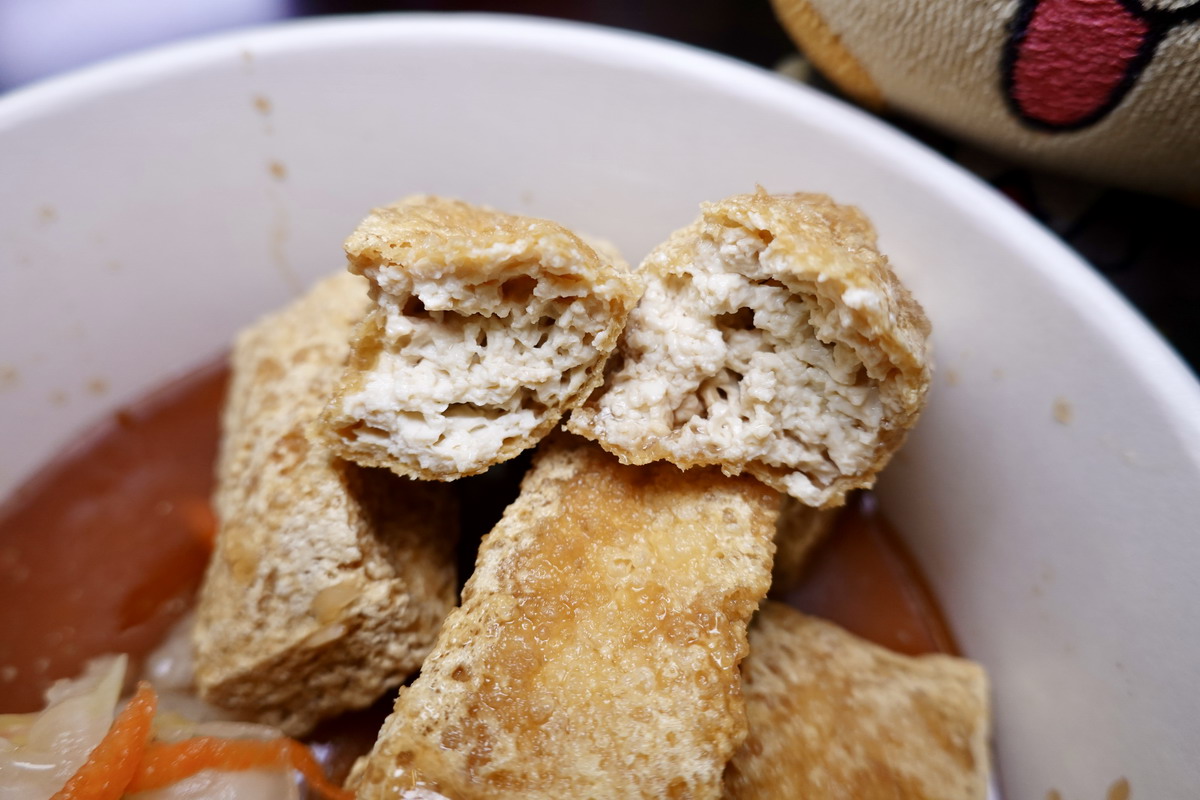 【台北公館站美食】師大分部神之臭豆腐本店 2026:外酥內嫩,被網友稱為「神之臭豆腐」的攤車臭豆腐如今有店面,堅持職人精神,臭豆腐控必吃 7531 【台北公館站美食】師大分部神之臭豆腐本店 2026:外酥內嫩,被網友稱為「神之臭豆腐」的攤車臭豆腐如今有店面,堅持職人精神,臭豆腐控必吃 7531