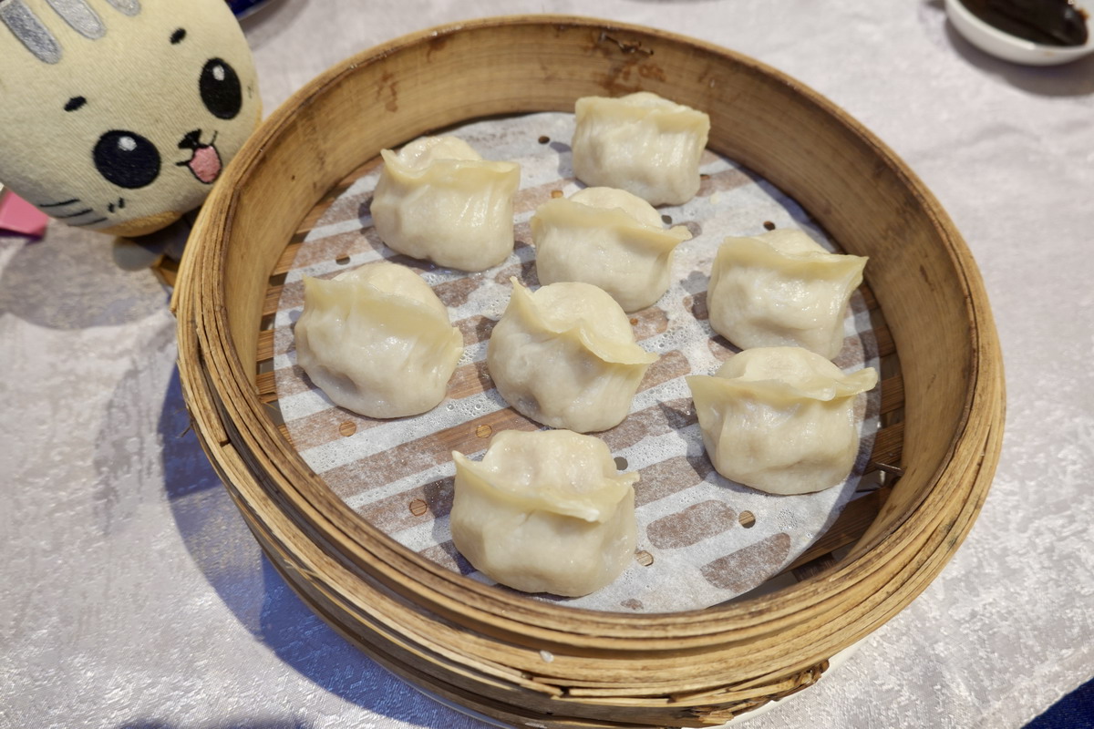 【台北松山區美食】小北平餐館 2026:低調的中式餐館,不訂位吃不到,脆皮雞是招牌,冷天酸菜白肉鍋吃起來 7538 【台北松山區美食】小北平餐館 2026:低調的中式餐館,不訂位吃不到,脆皮雞是招牌,冷天酸菜白肉鍋吃起來 7538