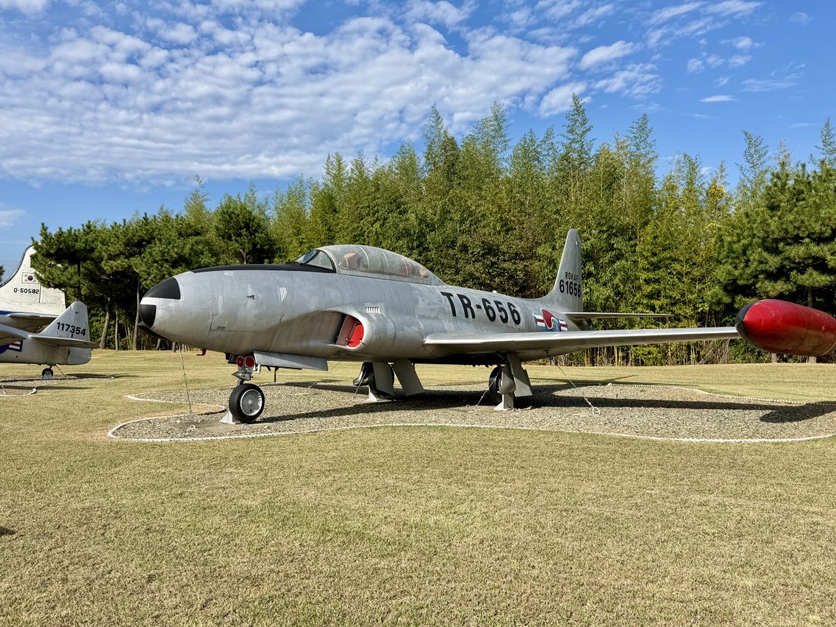 【韓國泗川旅遊】泗川航空宇宙博物館 Sacheon Aerospace Museum (Part.1) 2026：航空迷的樂園，陳列多架歷史名機，包含B-29轟炸機及C-54韓國總統專機 7547