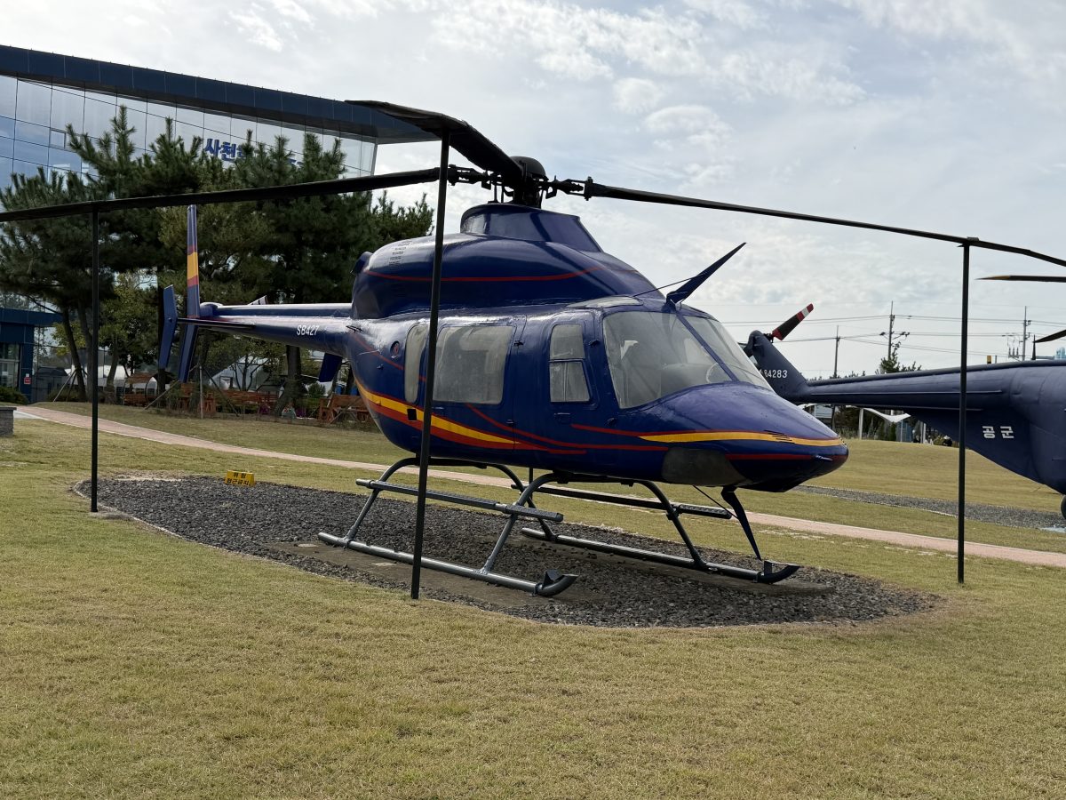 【韓國泗川旅遊】泗川航空宇宙博物館 Sacheon Aerospace Museum (Part.1) 2026：航空迷的樂園，陳列多架歷史名機，包含B-29轟炸機及C-54韓國總統專機 7547
