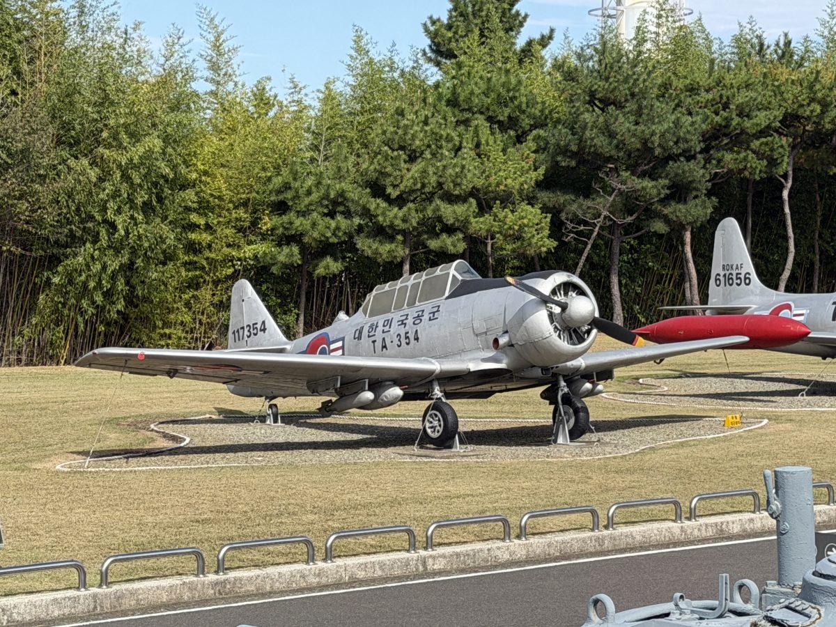 【韓國泗川旅遊】泗川航空宇宙博物館 Sacheon Aerospace Museum (Part.1) 2026：航空迷的樂園，陳列多架歷史名機，包含B-29轟炸機及C-54韓國總統專機 7547