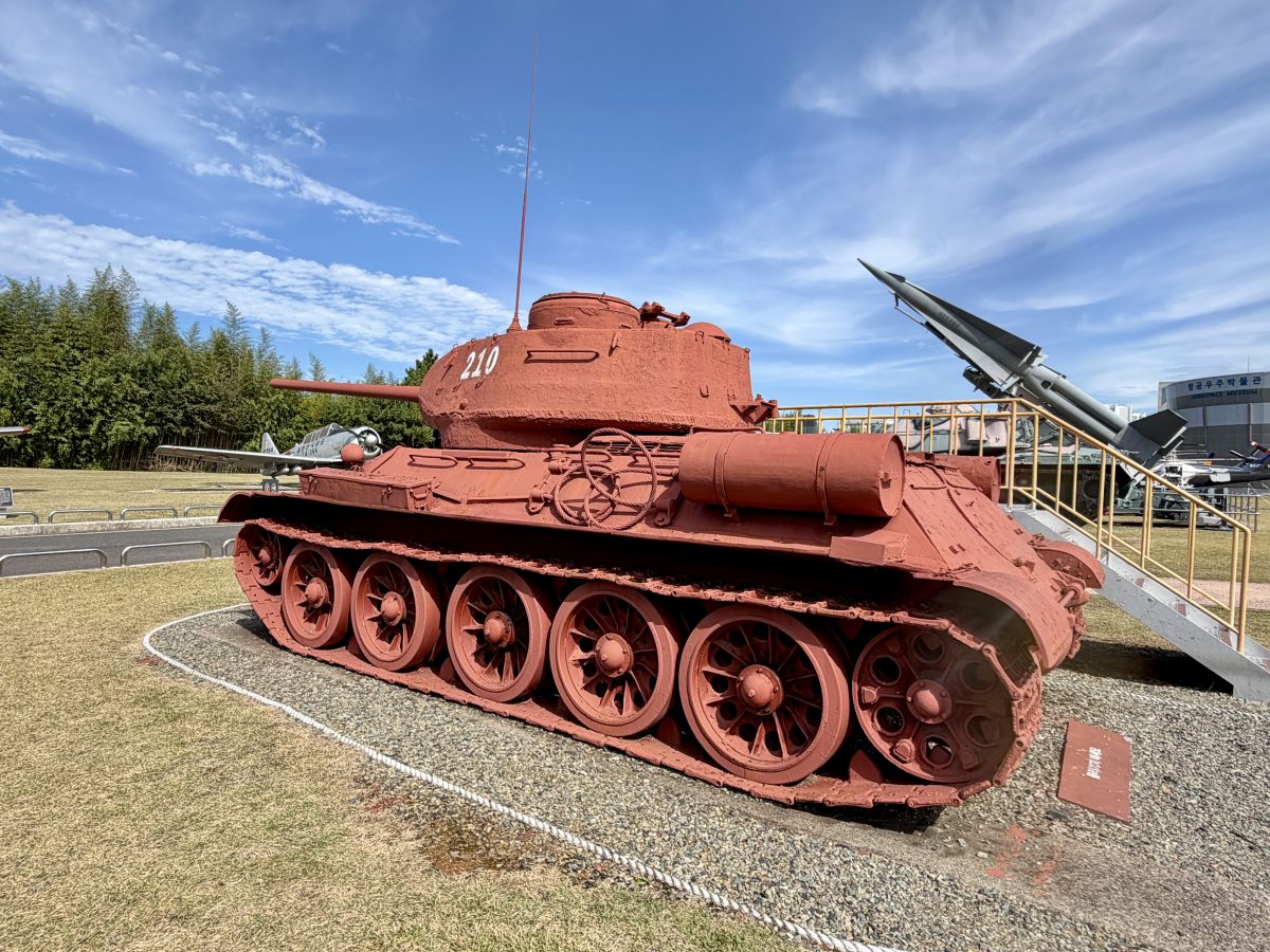 【韓國泗川旅遊】泗川航空宇宙博物館 Sacheon Aerospace Museum (Part.1) 2026：航空迷的樂園，陳列多架歷史名機，包含B-29轟炸機及C-54韓國總統專機 7547